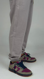 Slim pants with elastic waistband