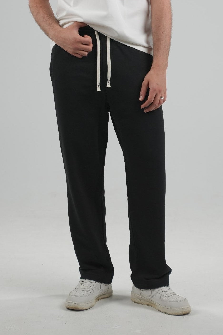Black Wide-leg pants
