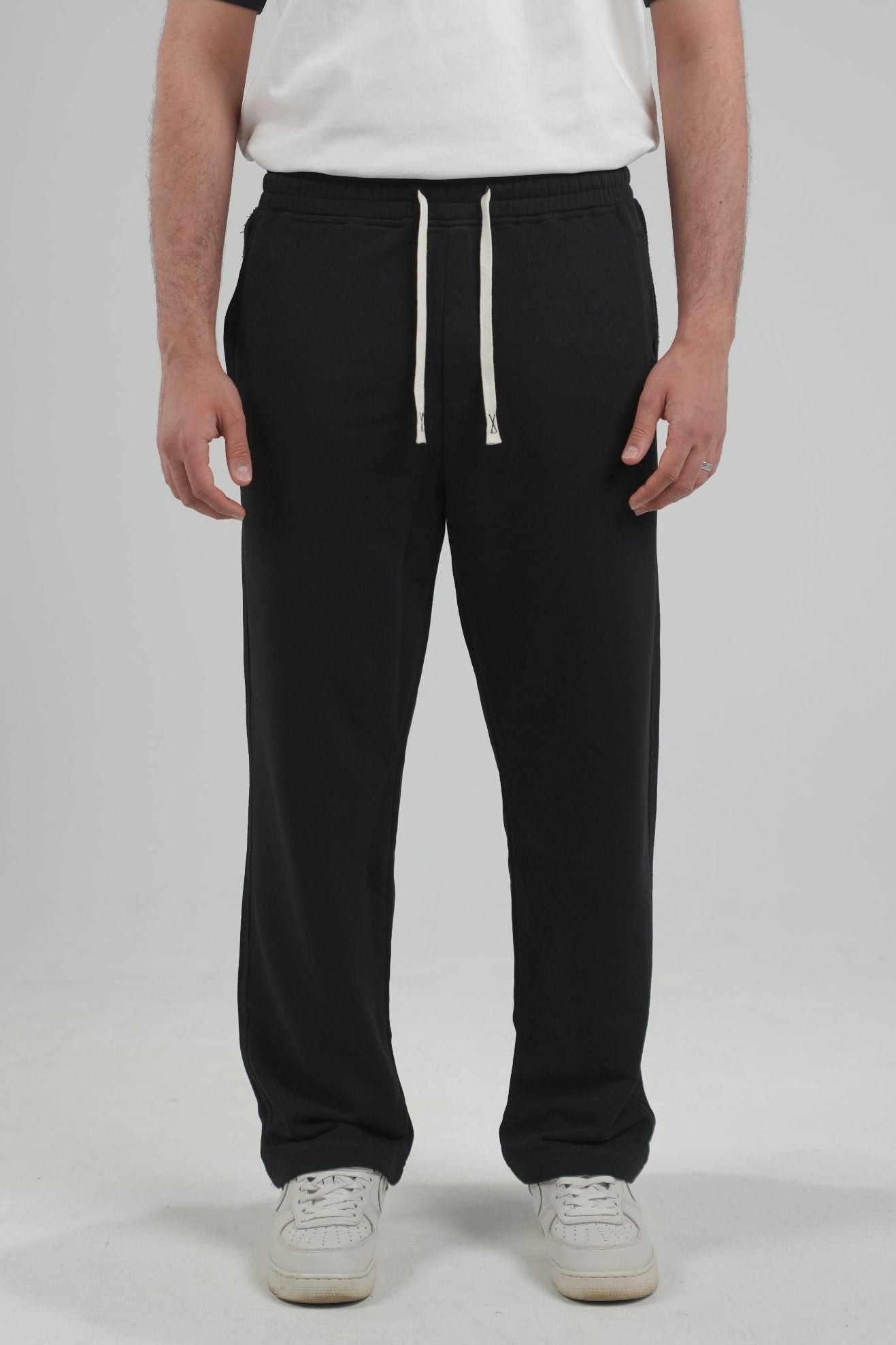 Black Wide-leg pants