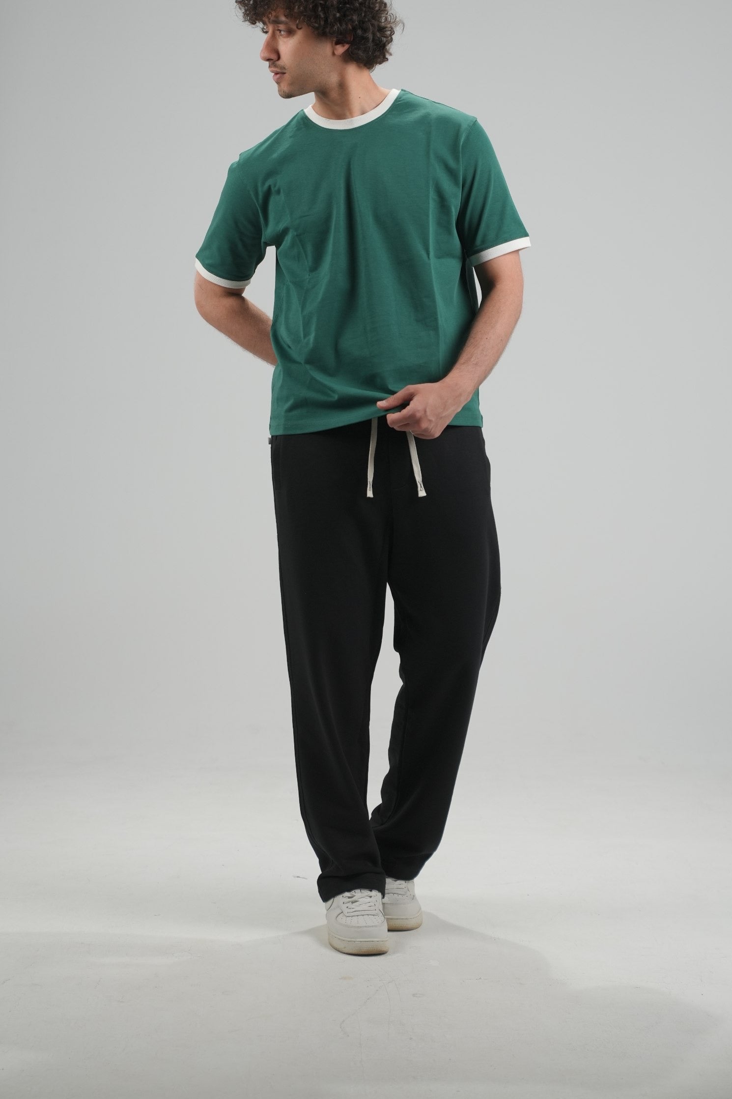Black Wide-leg pants